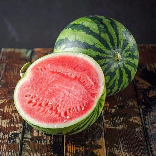 吃麒麟瓜视频犯困,网友直呼“太困了！”